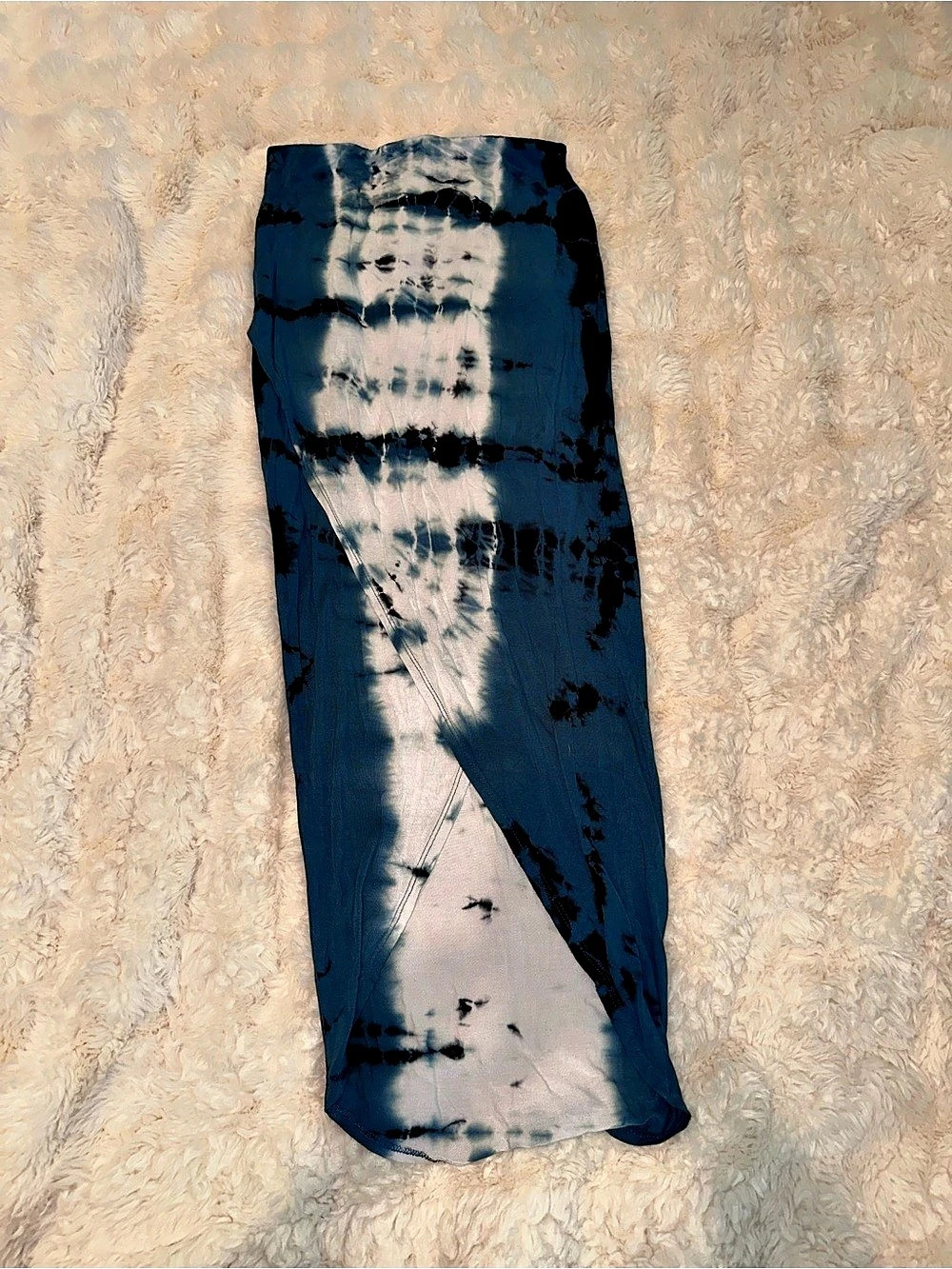 Mossimo Tie-Dye Maxi Skirt in teal & White Size XS Like New